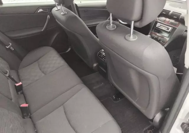 MERCEDES-BENZ Klasa C 180 Kompressor Elegance