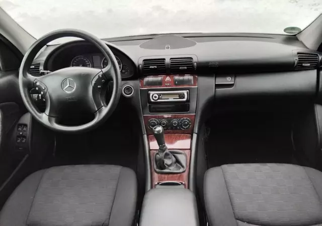 MERCEDES-BENZ Klasa C 180 Kompressor Elegance