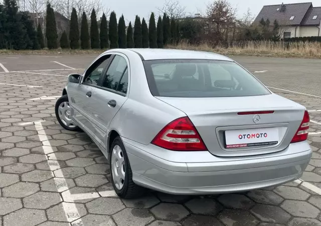 MERCEDES-BENZ Klasa C 180 Kompressor Elegance