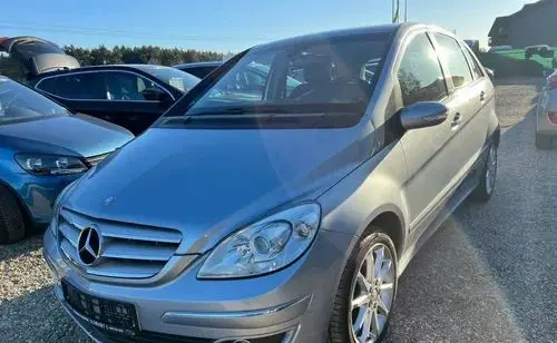 MERCEDES-BENZ Klasa B 