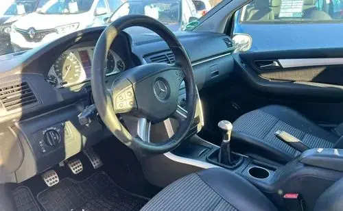 MERCEDES-BENZ Klasa B 