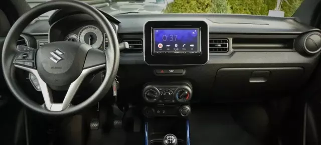 SUZUKI Ignis 