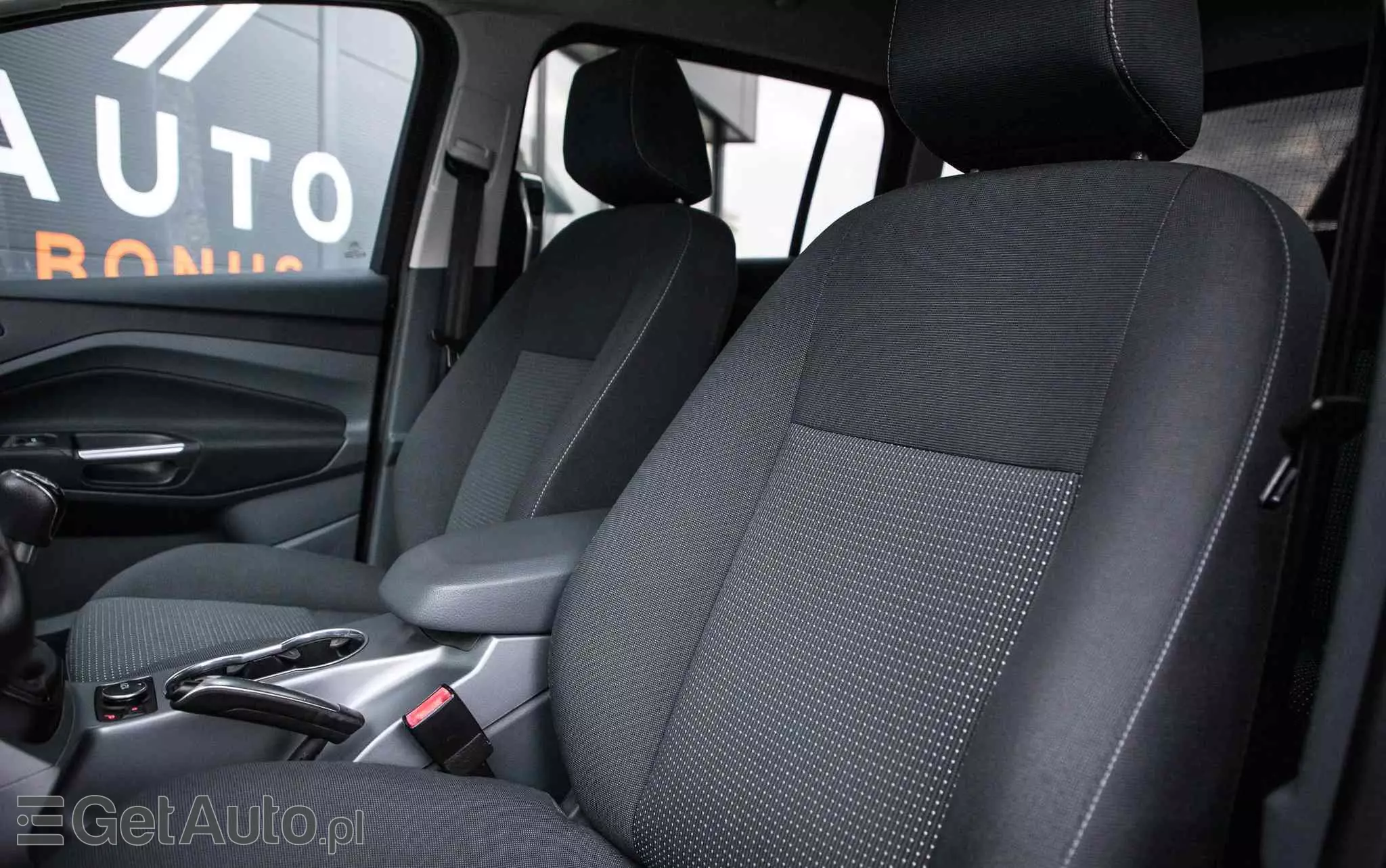 FORD Grand C-MAX 1.6 TDCi Titanium