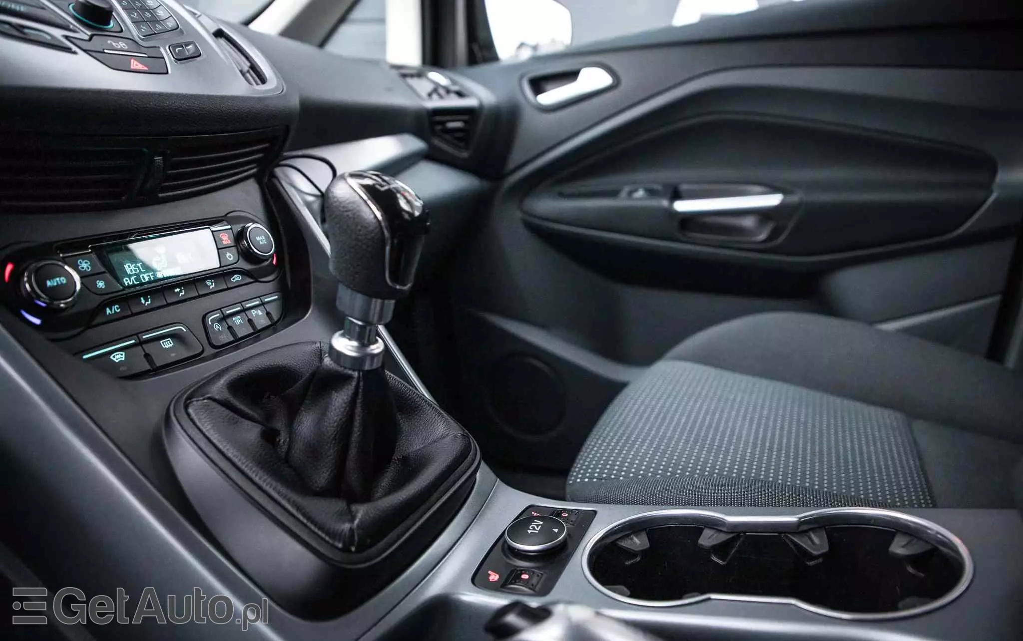 FORD Grand C-MAX 1.6 TDCi Titanium