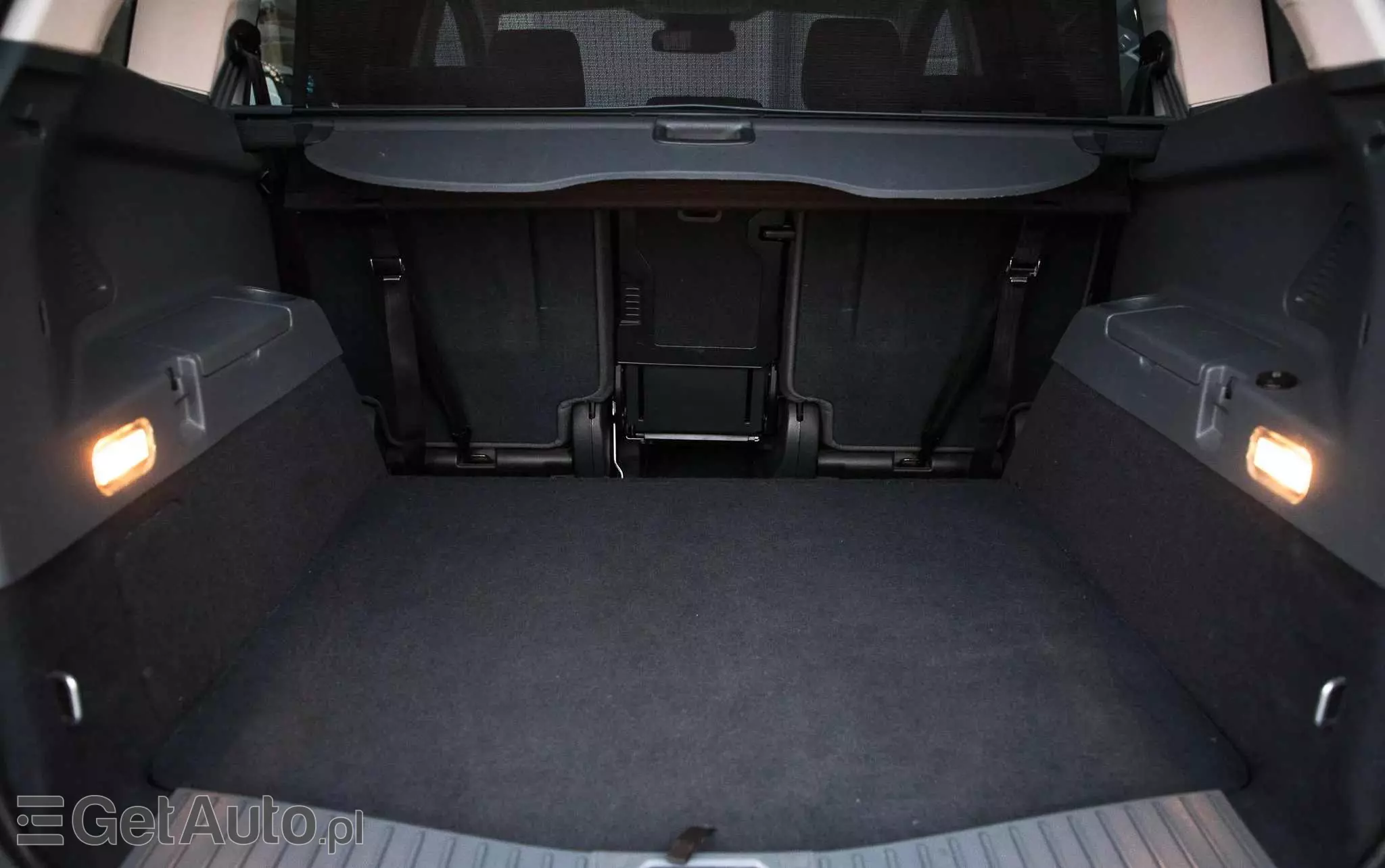 FORD Grand C-MAX 1.6 TDCi Titanium