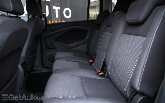 FORD Grand C-MAX 1.6 TDCi Titanium