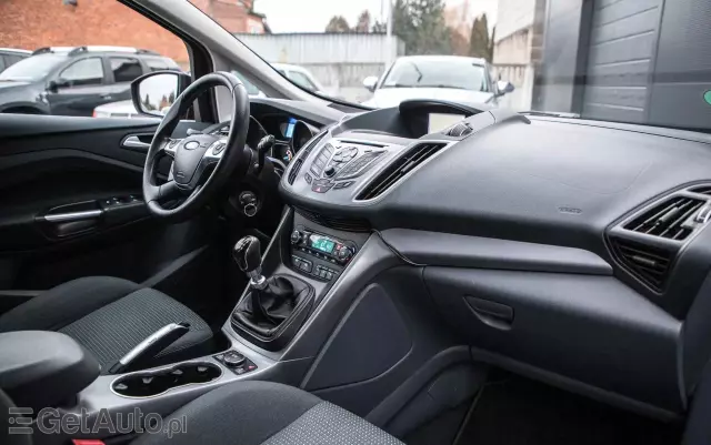 FORD Grand C-MAX 1.6 TDCi Titanium