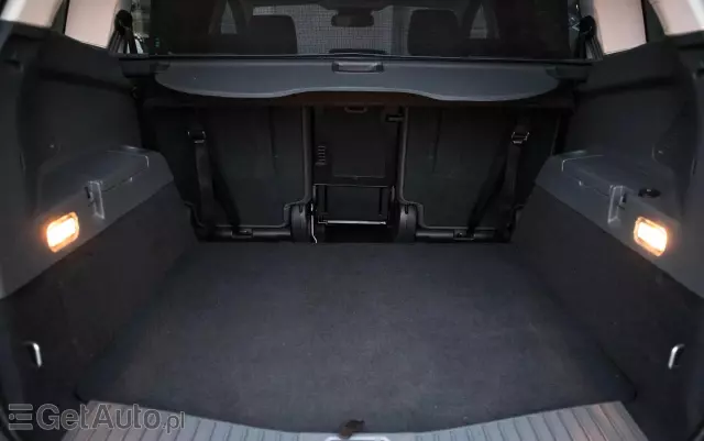 FORD Grand C-MAX 1.6 TDCi Titanium