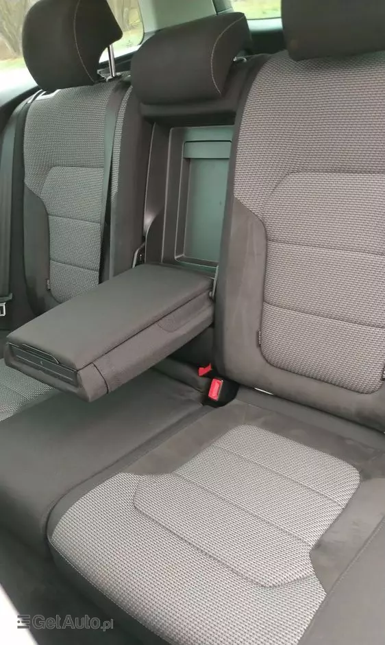 VOLKSWAGEN Passat Alltrack 