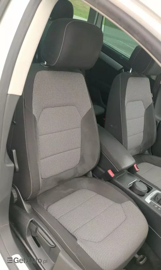 VOLKSWAGEN Passat Alltrack 