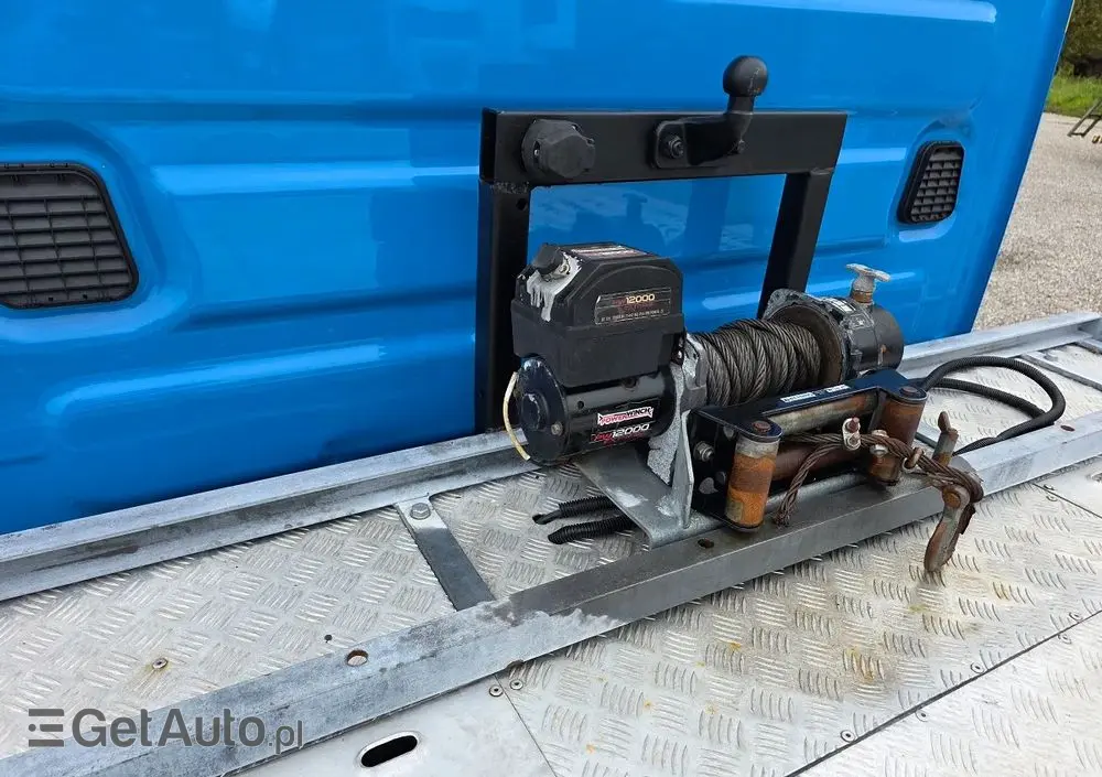 IVECO 70C18 Hi-Matic Pomoc drogowa Pneumatyka 