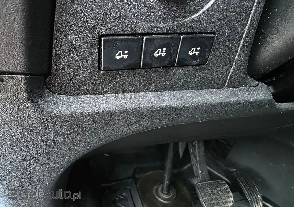 IVECO 70C18 Hi-Matic Pomoc drogowa Pneumatyka 