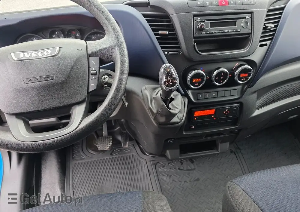 IVECO 70C18 Hi-Matic Pomoc drogowa Pneumatyka 