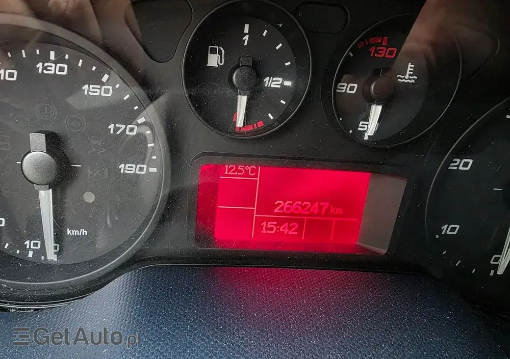 IVECO 70C18 Hi-Matic Pomoc drogowa Pneumatyka 