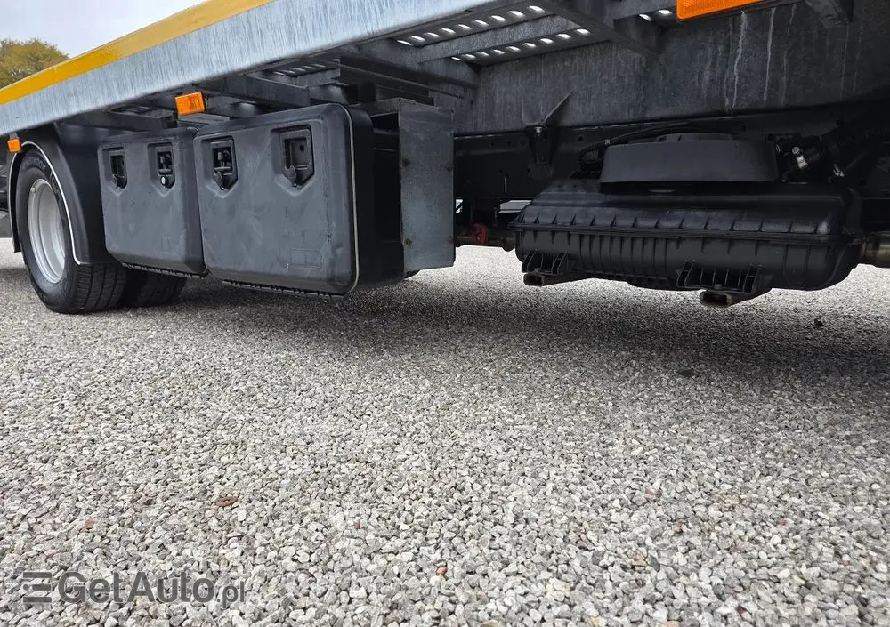 IVECO 70C18 Hi-Matic Pomoc drogowa Pneumatyka 