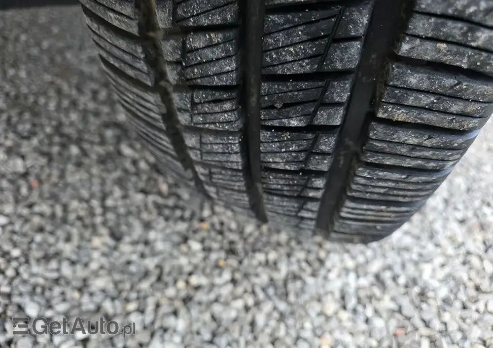 IVECO 70C18 Hi-Matic Pomoc drogowa Pneumatyka 