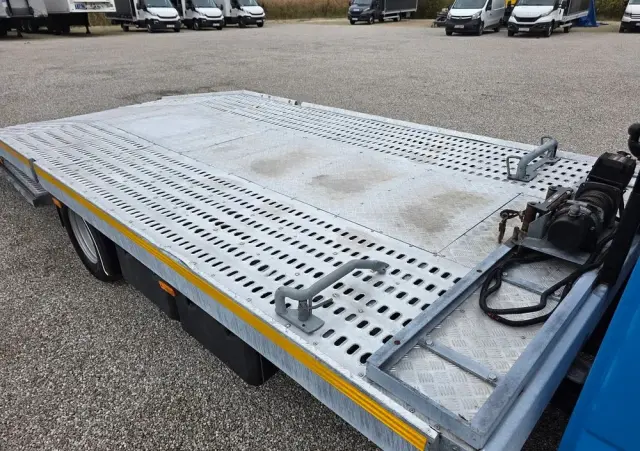 IVECO 70C18 Hi-Matic Pomoc drogowa Pneumatyka 