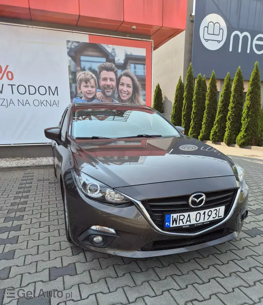 MAZDA 3 