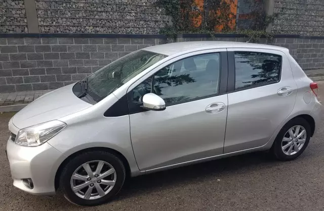 TOYOTA Yaris 