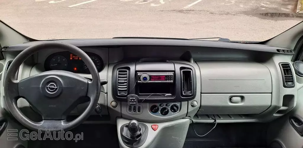 OPEL Vivaro 