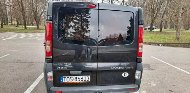 OPEL Vivaro 
