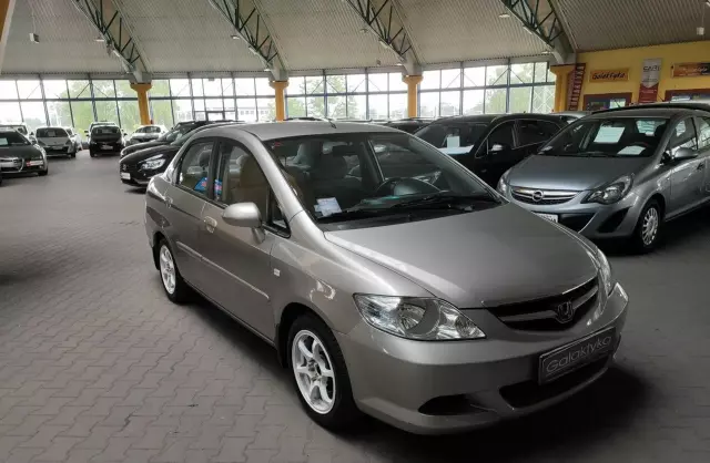 HONDA City 