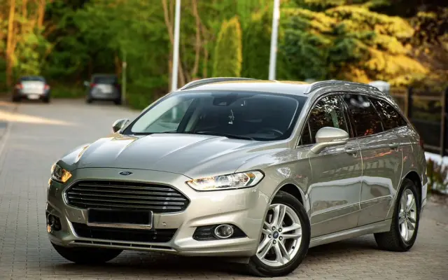 FORD Mondeo 2.0 TDCi STart-Stopp Titanium