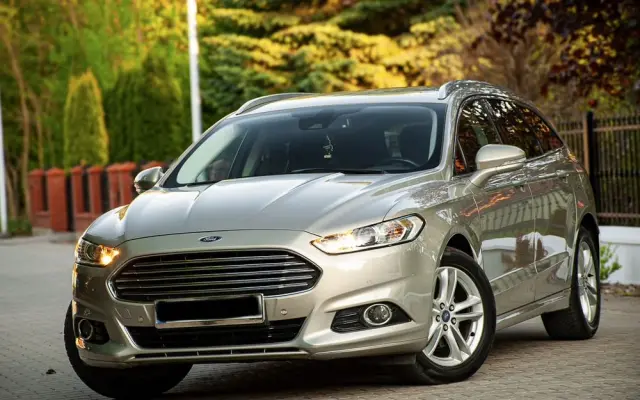 FORD Mondeo 2.0 TDCi STart-Stopp Titanium