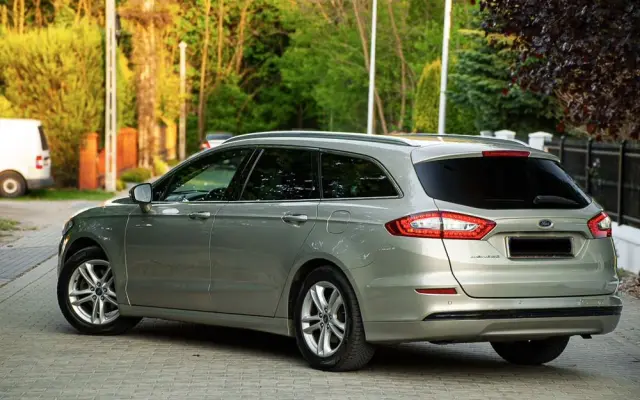 FORD Mondeo 2.0 TDCi STart-Stopp Titanium