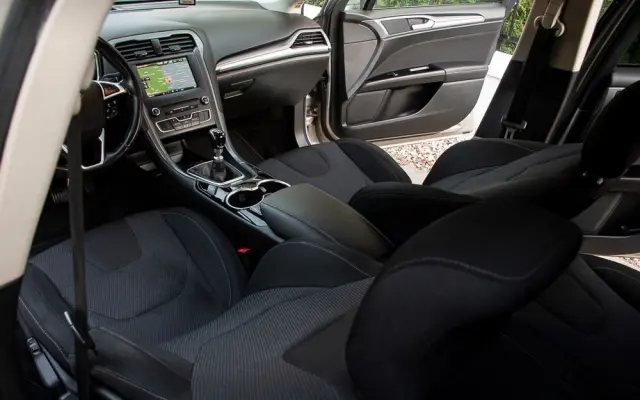 FORD Mondeo 2.0 TDCi STart-Stopp Titanium