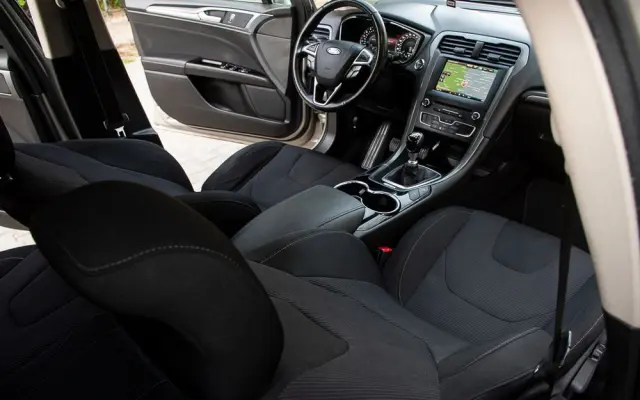 FORD Mondeo 2.0 TDCi STart-Stopp Titanium