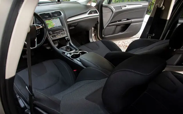 FORD Mondeo 2.0 TDCi STart-Stopp Titanium