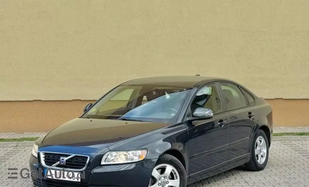 VOLVO S40 