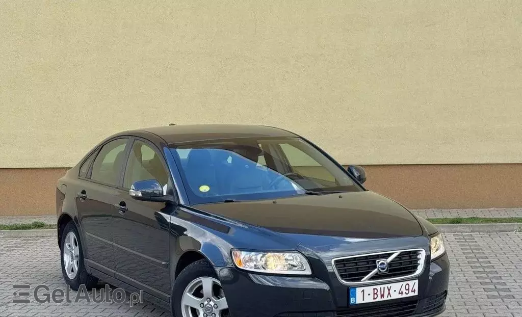 VOLVO S40 