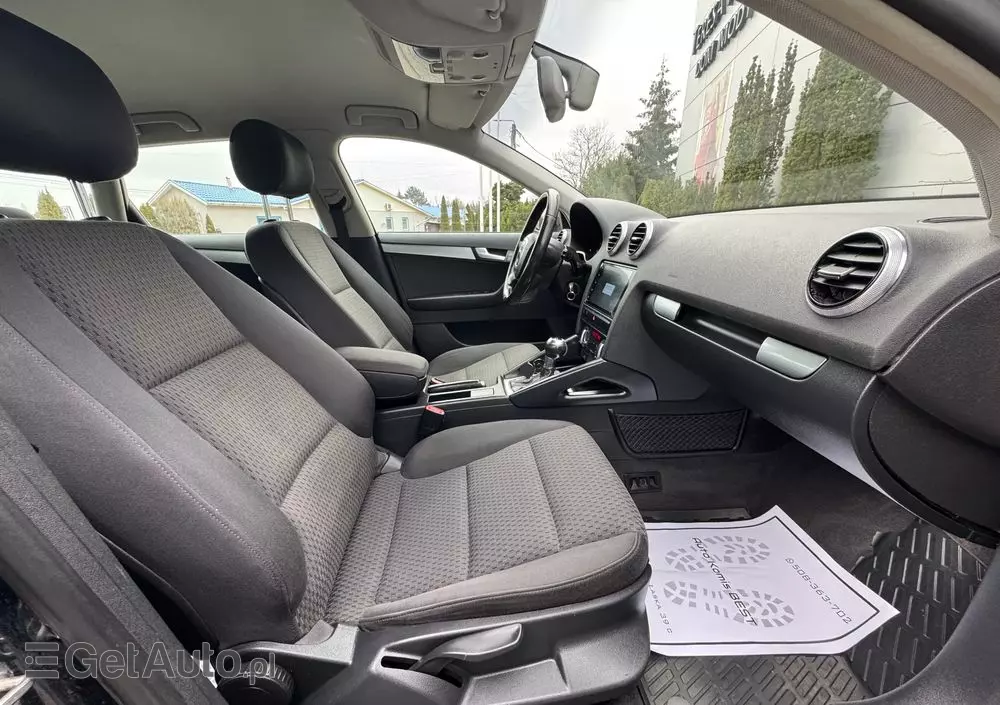 AUDI A3 2.0 TDI Sportback DPF S tronic Ambiente