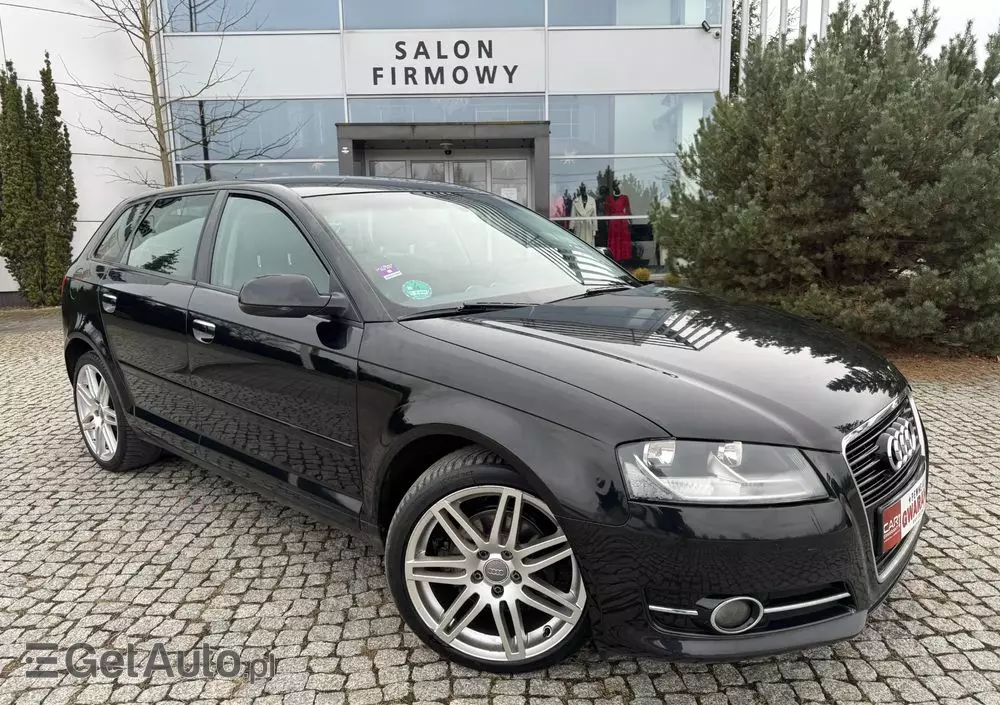 AUDI A3 2.0 TDI Sportback DPF S tronic Ambiente