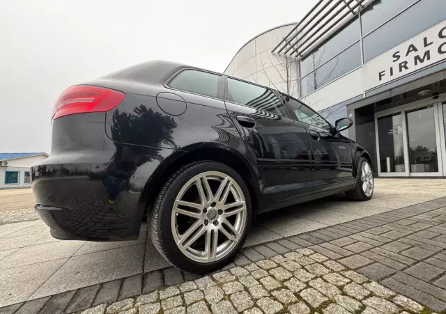 AUDI A3 2.0 TDI Sportback DPF S tronic Ambiente