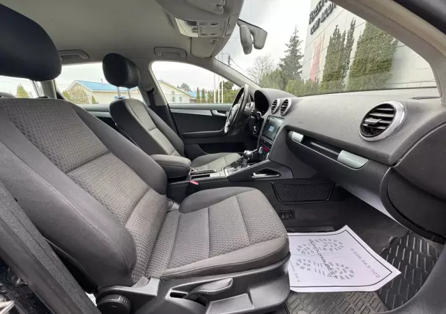 AUDI A3 2.0 TDI Sportback DPF S tronic Ambiente