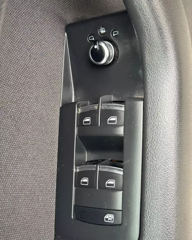 AUDI A3 2.0 TDI Sportback DPF S tronic Ambiente