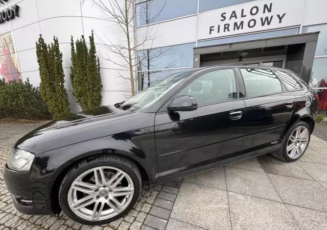 AUDI A3 2.0 TDI Sportback DPF S tronic Ambiente