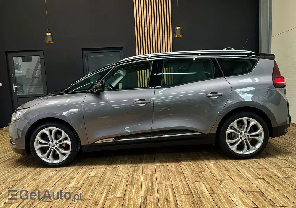 RENAULT Grand Scenic 