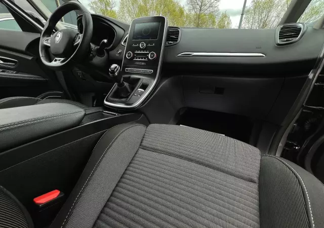 RENAULT Grand Scenic 