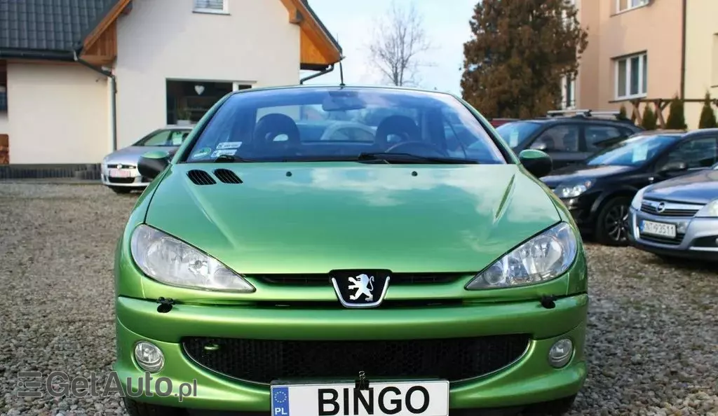 PEUGEOT 206 