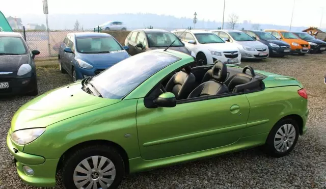 PEUGEOT 206 