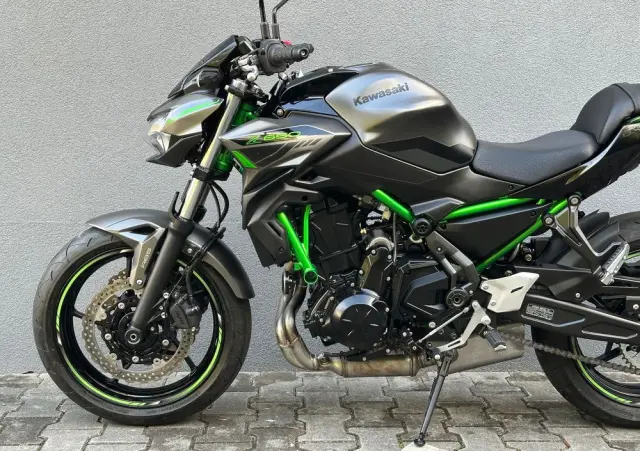 KAWASAKI Z 650 