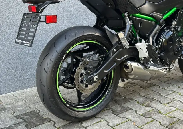KAWASAKI Z 650 