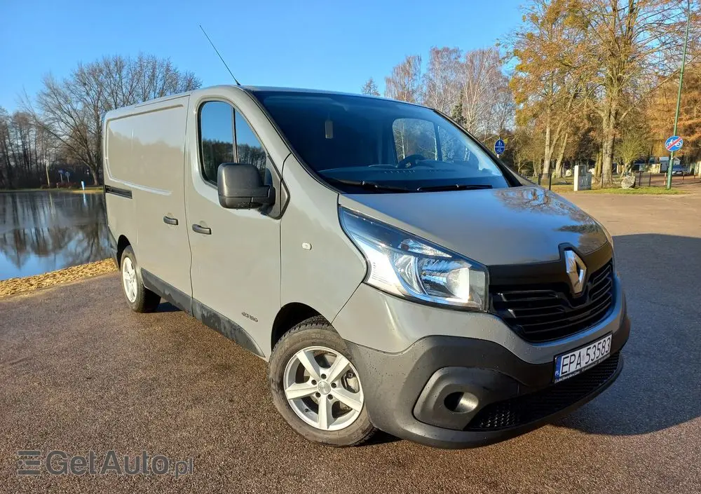 RENAULT TRAFIC 
