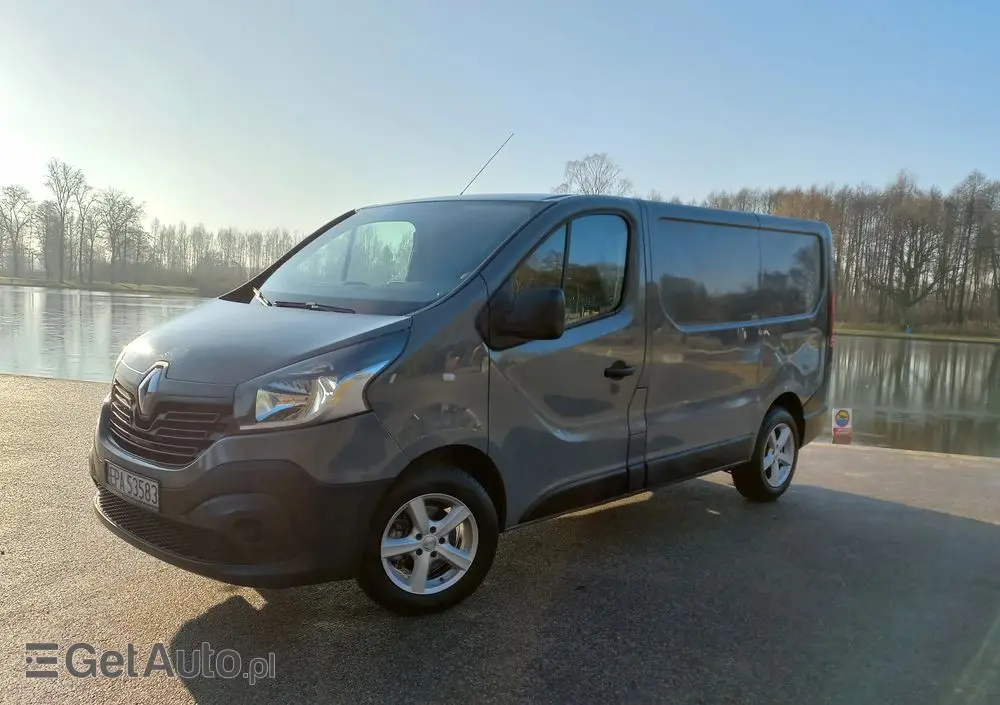 RENAULT TRAFIC 