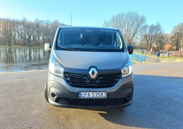 RENAULT TRAFIC 
