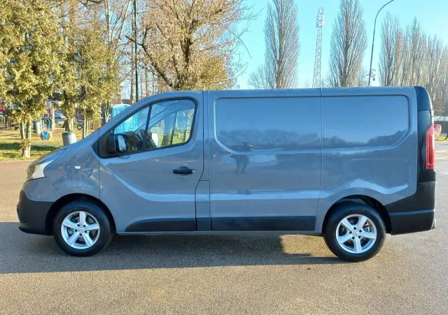 RENAULT TRAFIC 